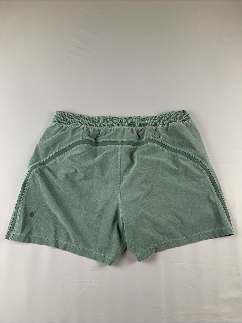 Lululemon Pace breaker Linerless 5” inseam Green Athletic Shorts